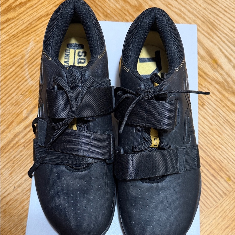 TYR Black Athletic Shoes for Men